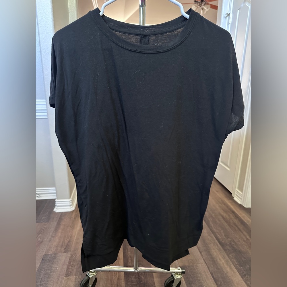 All in Motion Black Short Sleeve Tee